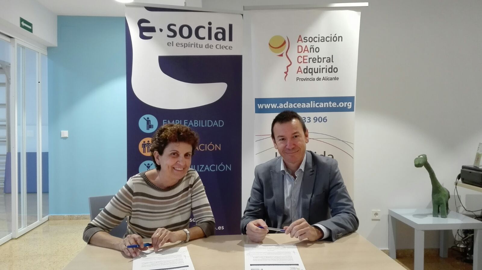 Convecio de colaboración con el grupo CLECE